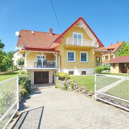 Nr 26 Farkas Casa vacanze Vonyarcvashegy